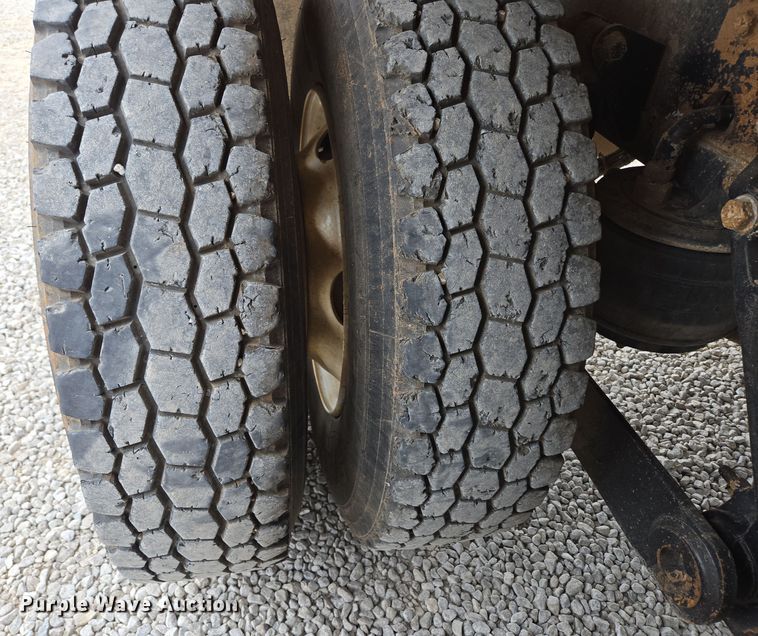 image for item DP6262 2012 Kenworth T800 dump truck