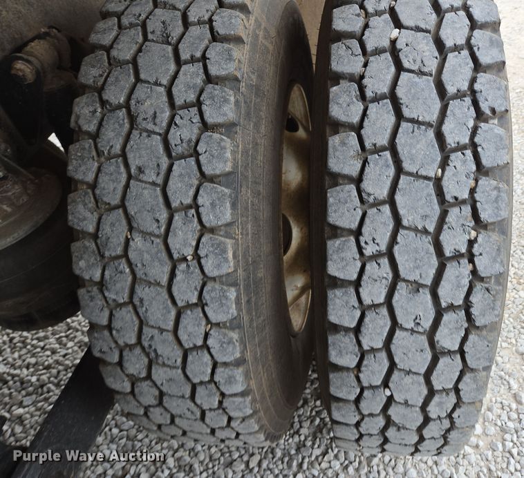 image for item DP6262 2012 Kenworth T800 dump truck