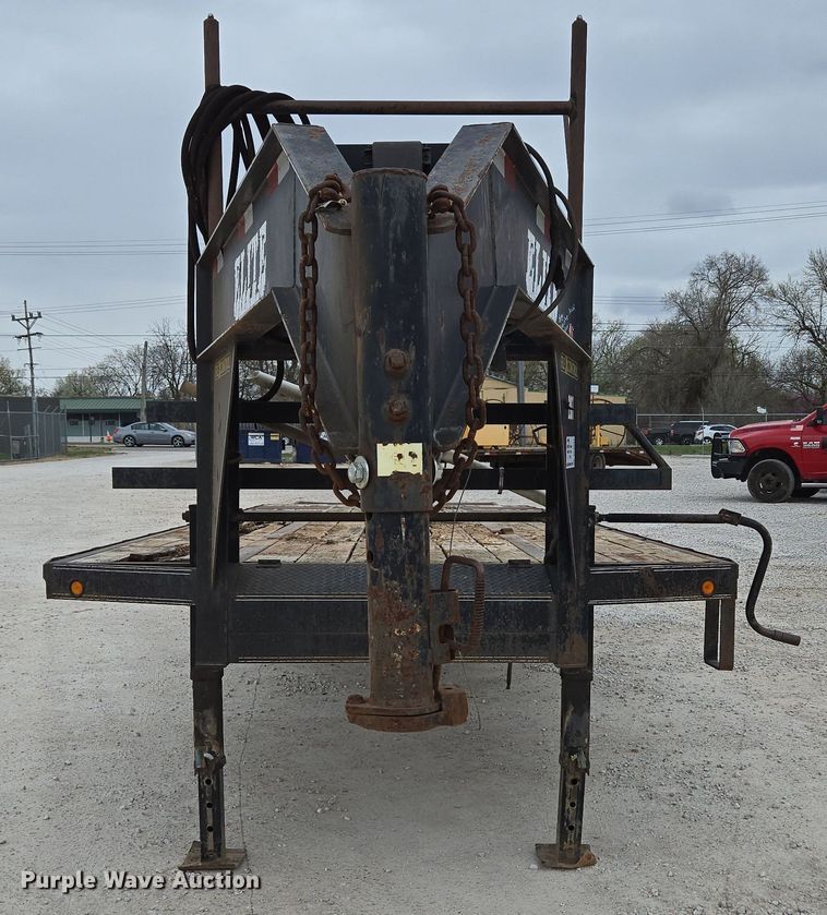 image for item DP6263 2011 Elite Trailer Dovetail-30 equipment trailer