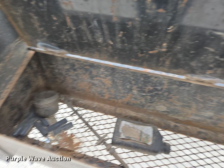 image for item DP6263 2011 Elite Trailer Dovetail-30 equipment trailer