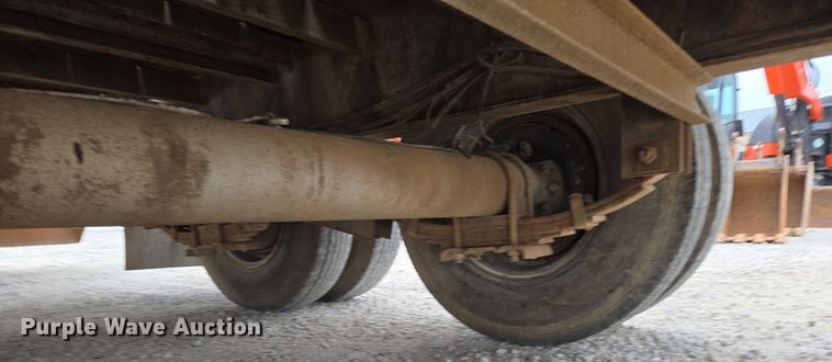 image for item DP6263 2011 Elite Trailer Dovetail-30 equipment trailer