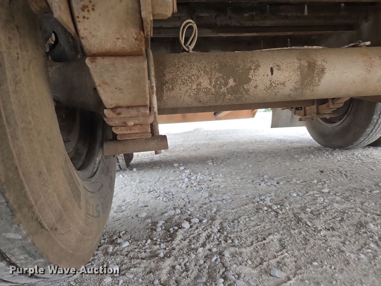 image for item DP6263 2011 Elite Trailer Dovetail-30 equipment trailer