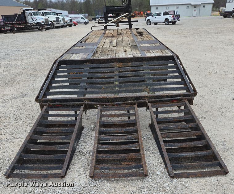 image for item DP6263 2011 Elite Trailer Dovetail-30 equipment trailer