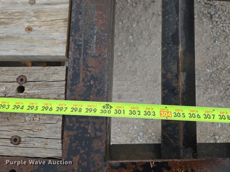 image for item DP6263 2011 Elite Trailer Dovetail-30 equipment trailer