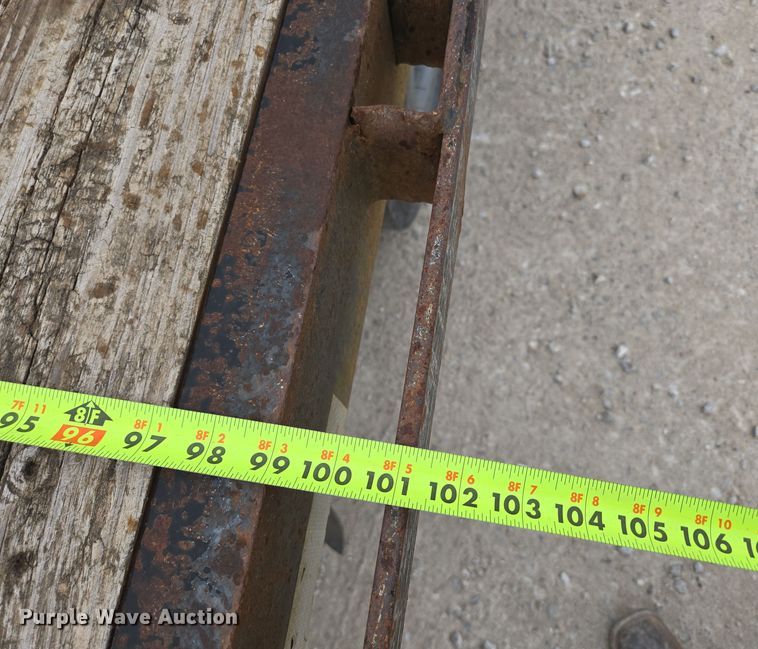 image for item DP6263 2011 Elite Trailer Dovetail-30 equipment trailer