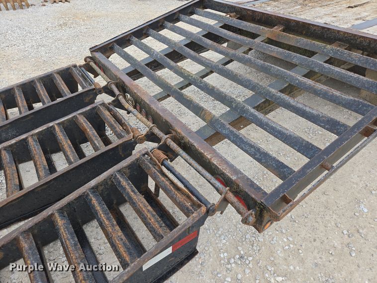 image for item DP6263 2011 Elite Trailer Dovetail-30 equipment trailer