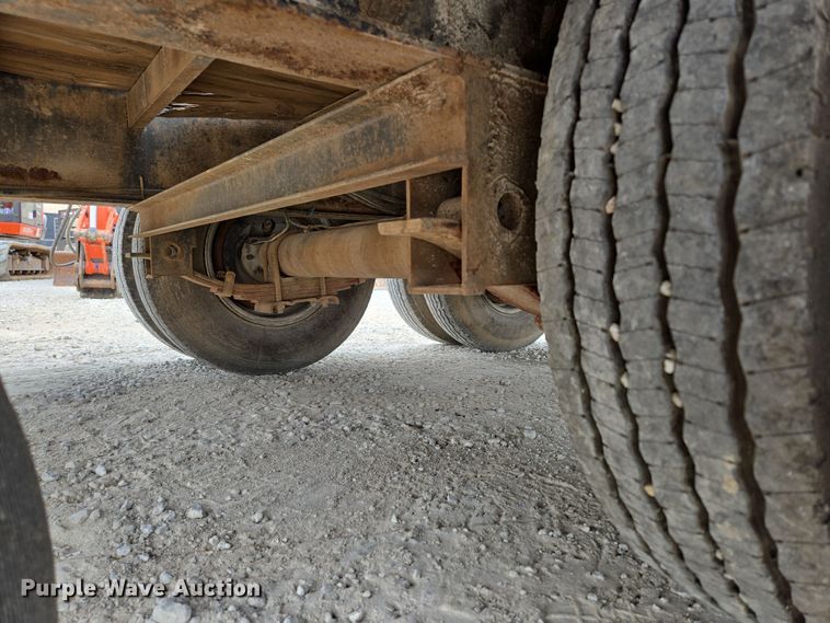 image for item DP6263 2011 Elite Trailer Dovetail-30 equipment trailer