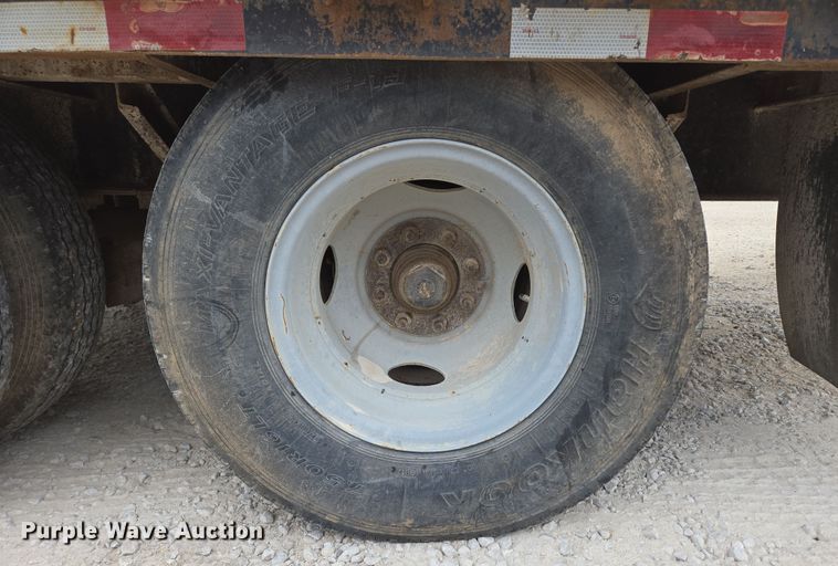 image for item DP6263 2011 Elite Trailer Dovetail-30 equipment trailer