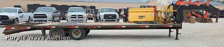 image for item DP6264 2010 Elite Trailer Dovetail-30 equipment trailer
