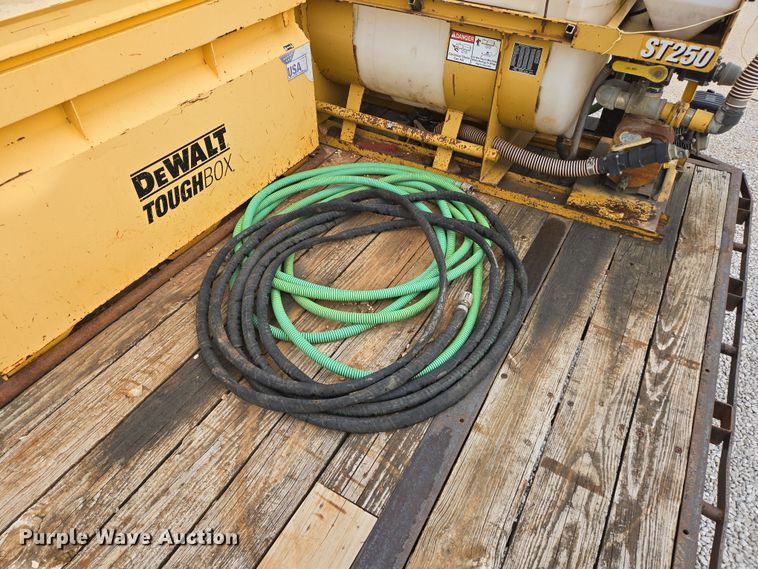 image for item DP6264 2010 Elite Trailer Dovetail-30 equipment trailer