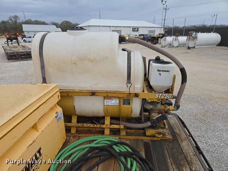 image for item DP6264 2010 Elite Trailer Dovetail-30 equipment trailer