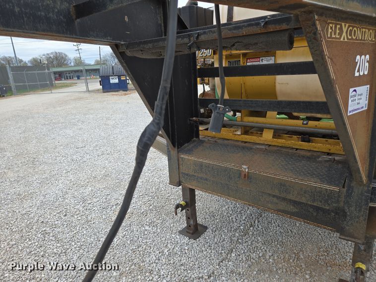 image for item DP6264 2010 Elite Trailer Dovetail-30 equipment trailer