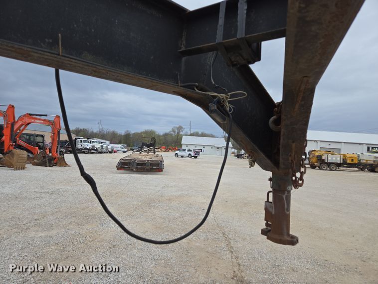 image for item DP6264 2010 Elite Trailer Dovetail-30 equipment trailer