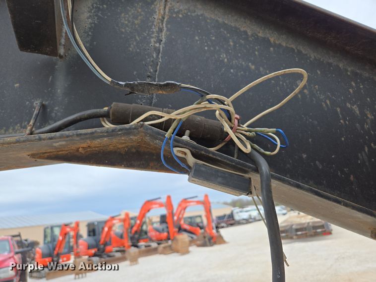 image for item DP6264 2010 Elite Trailer Dovetail-30 equipment trailer