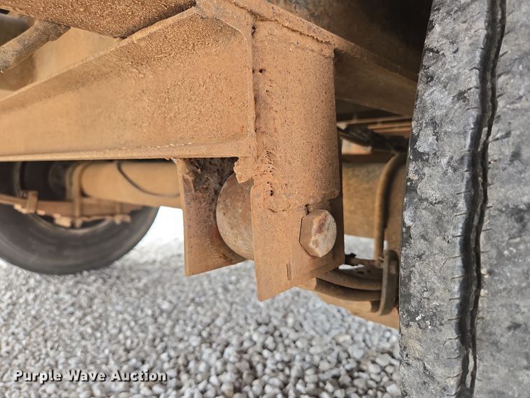 image for item DP6264 2010 Elite Trailer Dovetail-30 equipment trailer