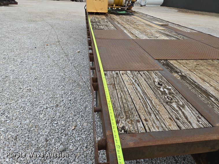 image for item DP6264 2010 Elite Trailer Dovetail-30 equipment trailer