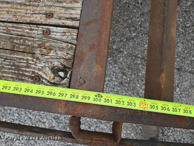 image for item DP6264 2010 Elite Trailer Dovetail-30 equipment trailer