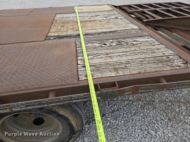 image for item DP6264 2010 Elite Trailer Dovetail-30 equipment trailer