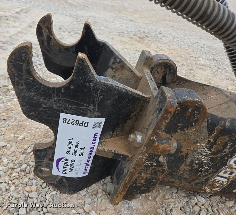 image for item DP6278 Kubota breaker