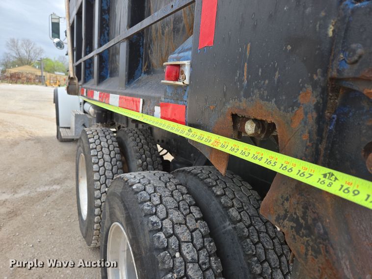 image for item DP6292 2002 Peterbilt 357 dump truck
