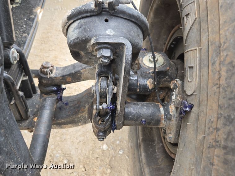 image for item DP6292 2002 Peterbilt 357 dump truck