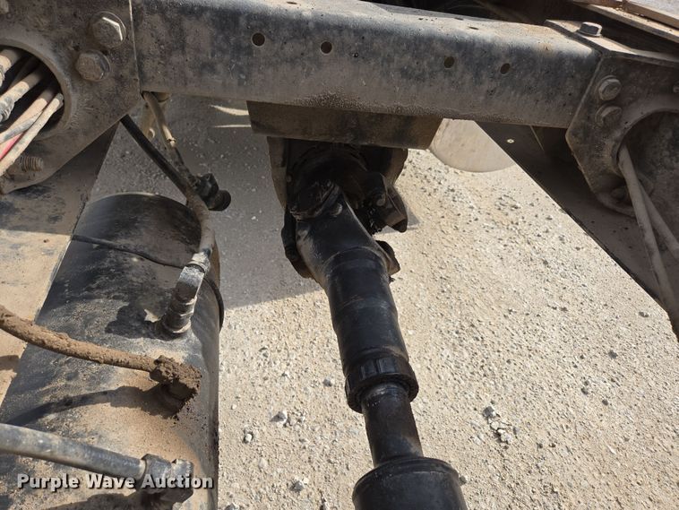 image for item DP6292 2002 Peterbilt 357 dump truck