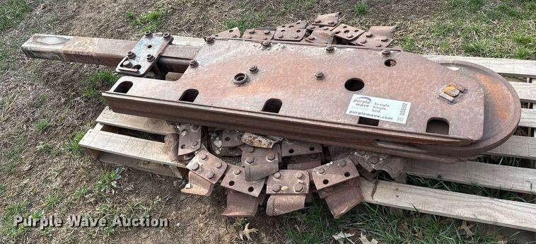 image for item DQ6502 Ditch Witch trencher