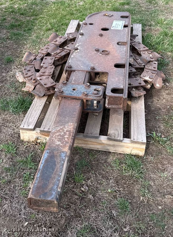 image for item DQ6502 Ditch Witch trencher