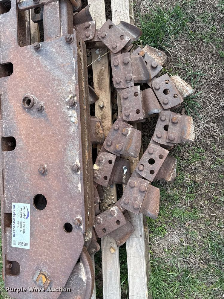 image for item DQ6502 Ditch Witch trencher