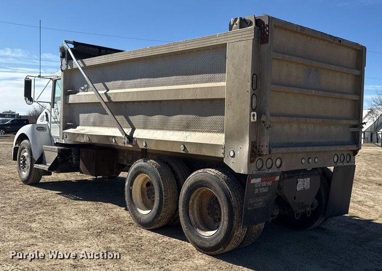 image for item DQ6646 2004 Kenworth T300 dump truck