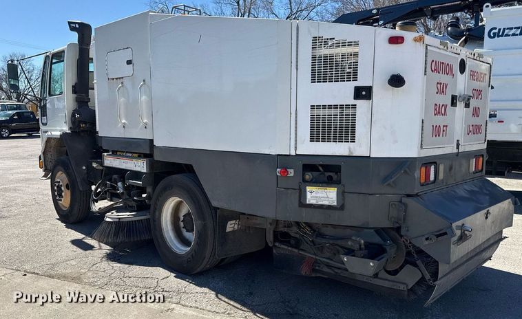 image for item DQ6671 2007 Sterling SC8000 street sweeper truck