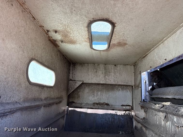 image for item DQ6671 2007 Sterling SC8000 street sweeper truck