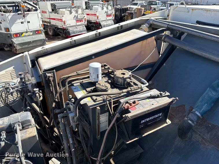 image for item DQ6671 2007 Sterling SC8000 street sweeper truck