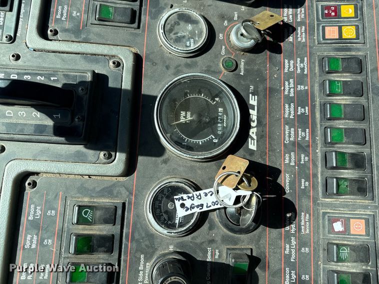 image for item DQ6671 2007 Sterling SC8000 street sweeper truck