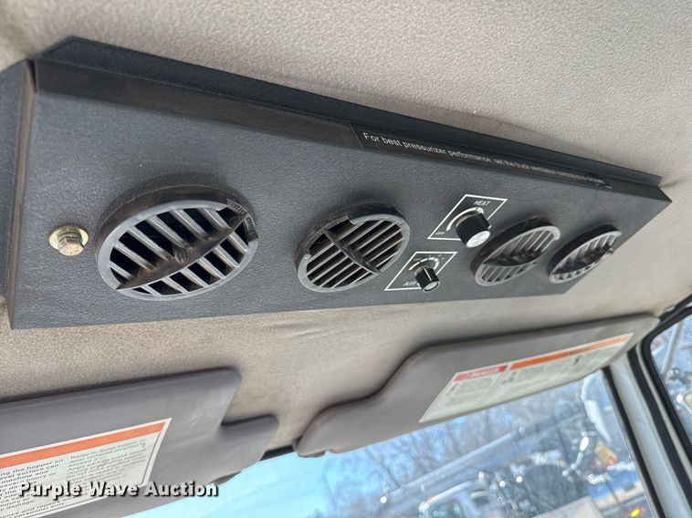 image for item DQ6671 2007 Sterling SC8000 street sweeper truck