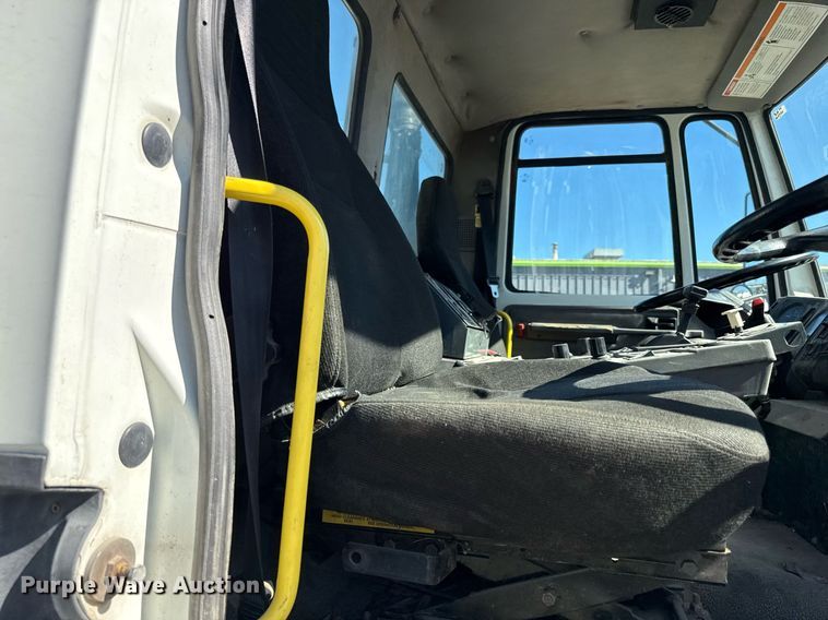 image for item DQ6671 2007 Sterling SC8000 street sweeper truck