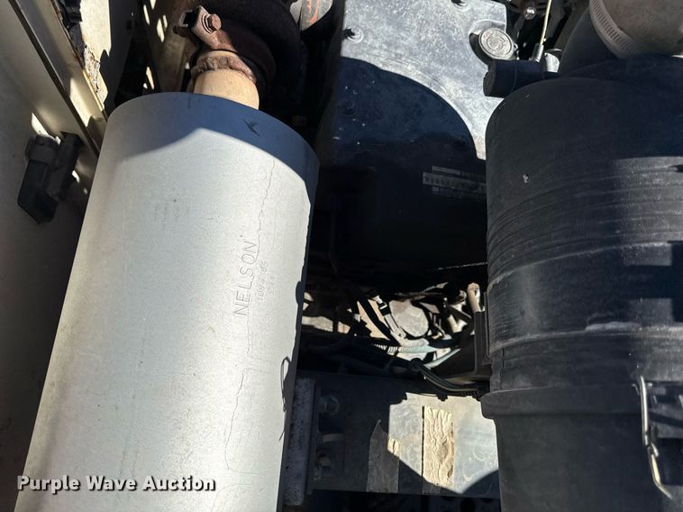 image for item DQ6671 2007 Sterling SC8000 street sweeper truck