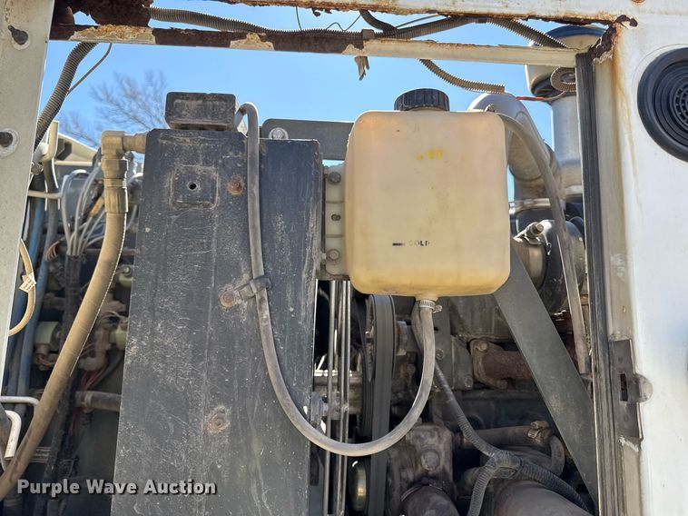 image for item DQ6671 2007 Sterling SC8000 street sweeper truck