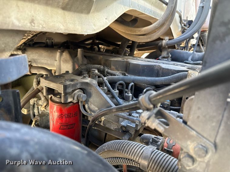 image for item DQ6671 2007 Sterling SC8000 street sweeper truck