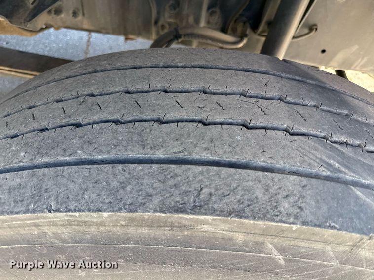 image for item DQ6671 2007 Sterling SC8000 street sweeper truck