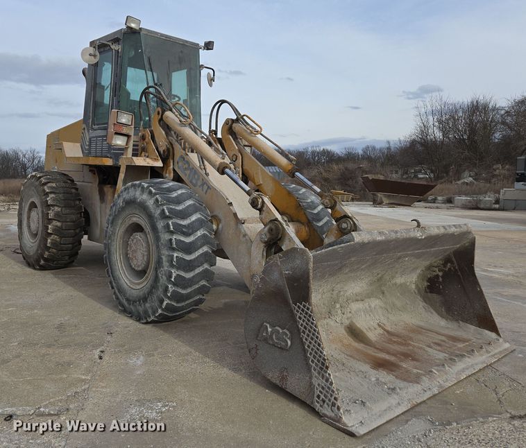 image for item DS5283 1997 Case 621B XT wheel loader