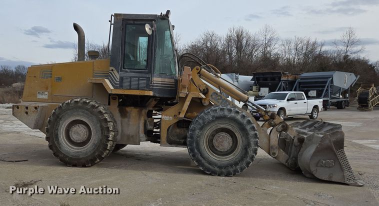 image for item DS5283 1997 Case 621B XT wheel loader