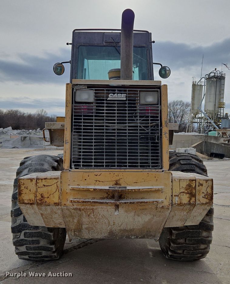 image for item DS5283 1997 Case 621B XT wheel loader