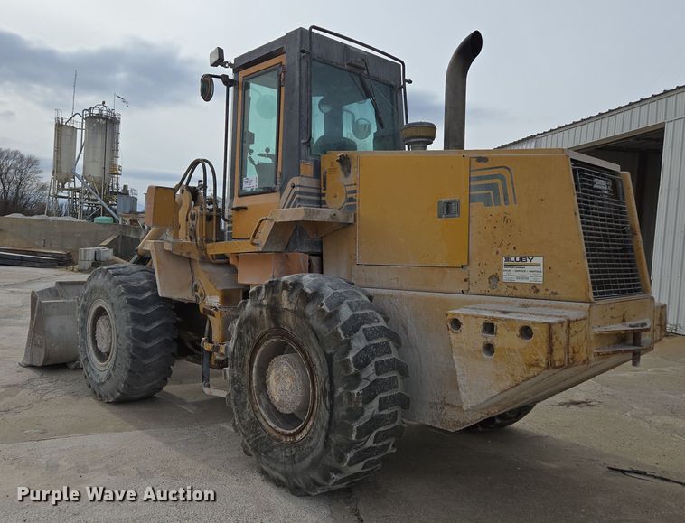 image for item DS5283 1997 Case 621B XT wheel loader