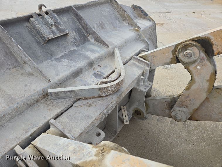image for item DS5283 1997 Case 621B XT wheel loader