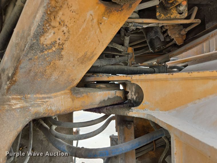 image for item DS5283 1997 Case 621B XT wheel loader