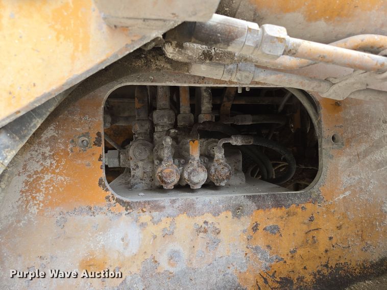 image for item DS5283 1997 Case 621B XT wheel loader