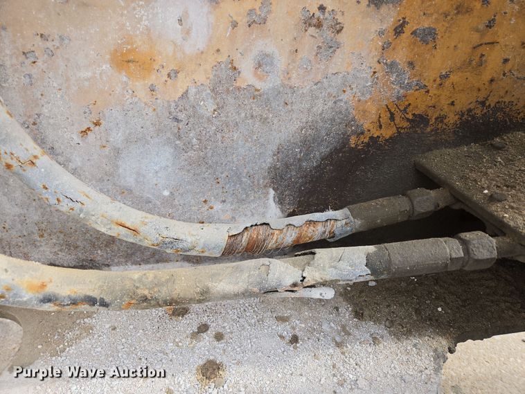 image for item DS5283 1997 Case 621B XT wheel loader