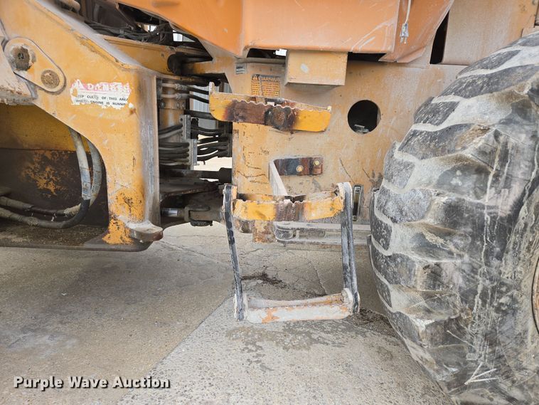 image for item DS5283 1997 Case 621B XT wheel loader