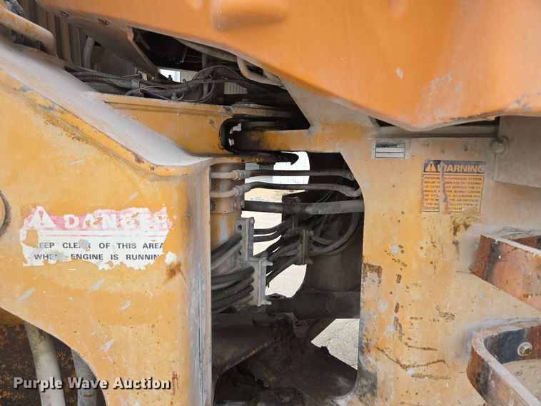 image for item DS5283 1997 Case 621B XT wheel loader